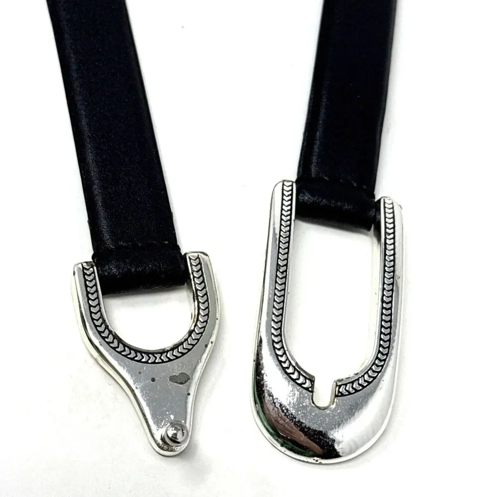 CHICO'S Leather & Silver Hook Buckle Belt Womens M/L Black Adjustable Statement